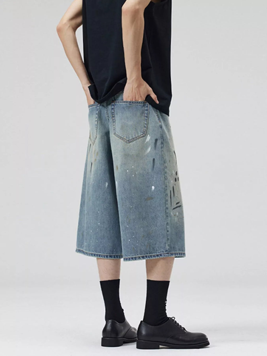 Men's Wide-Leg Denim Shorts