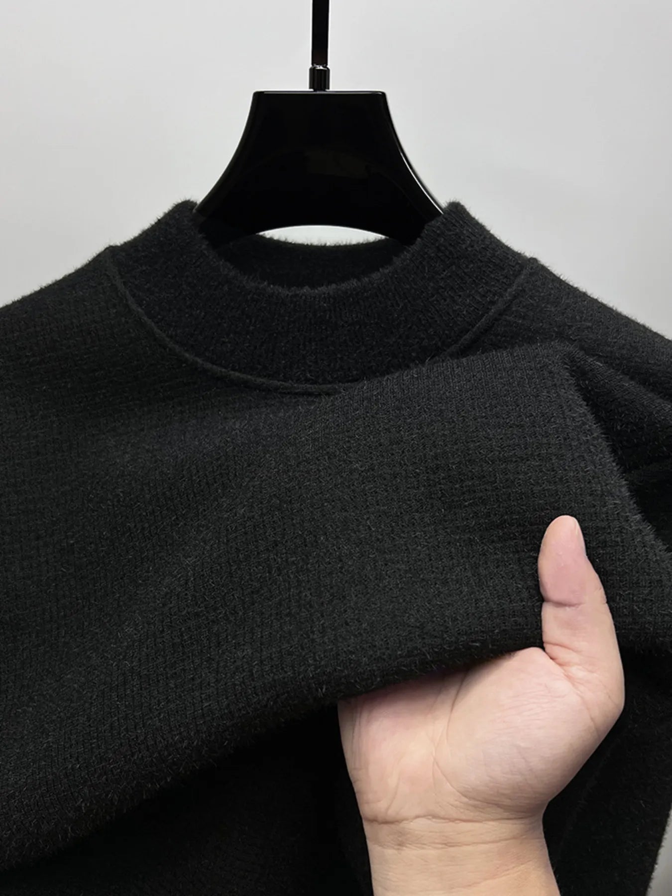 Men's Textured Long Sleeve Sweater