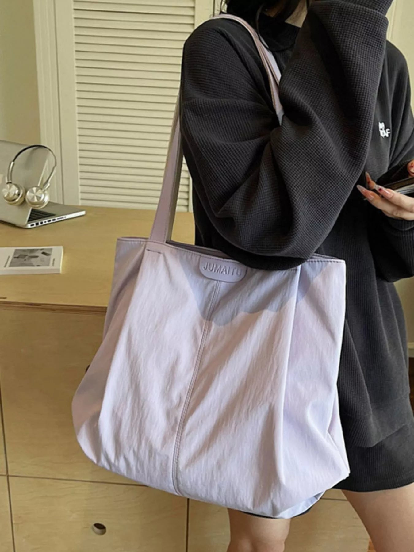 Lightweight Canvas Shoulder Bag