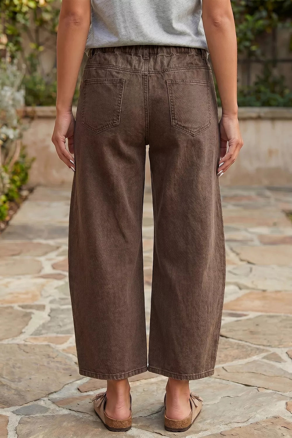 Solid Color Square Patch Pocket Ankle-length Barrel Jeans