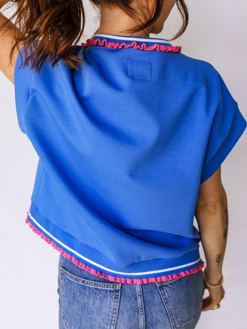 Contrast Trim Short Sleeve Top