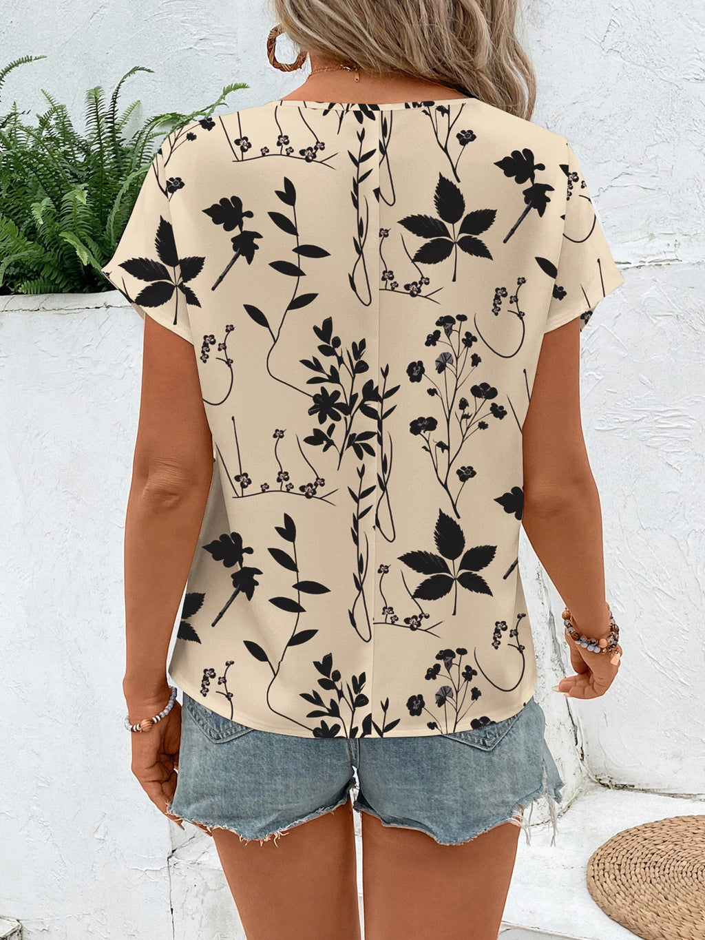 Floral Print Round Neck Blouse