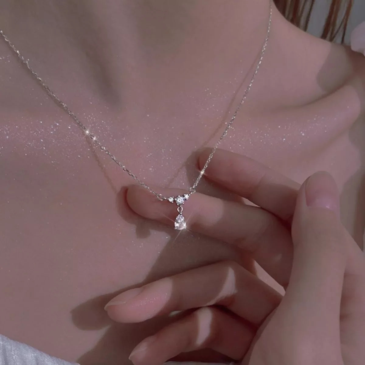925 Sterling Silver Zircon Teardrop Necklace