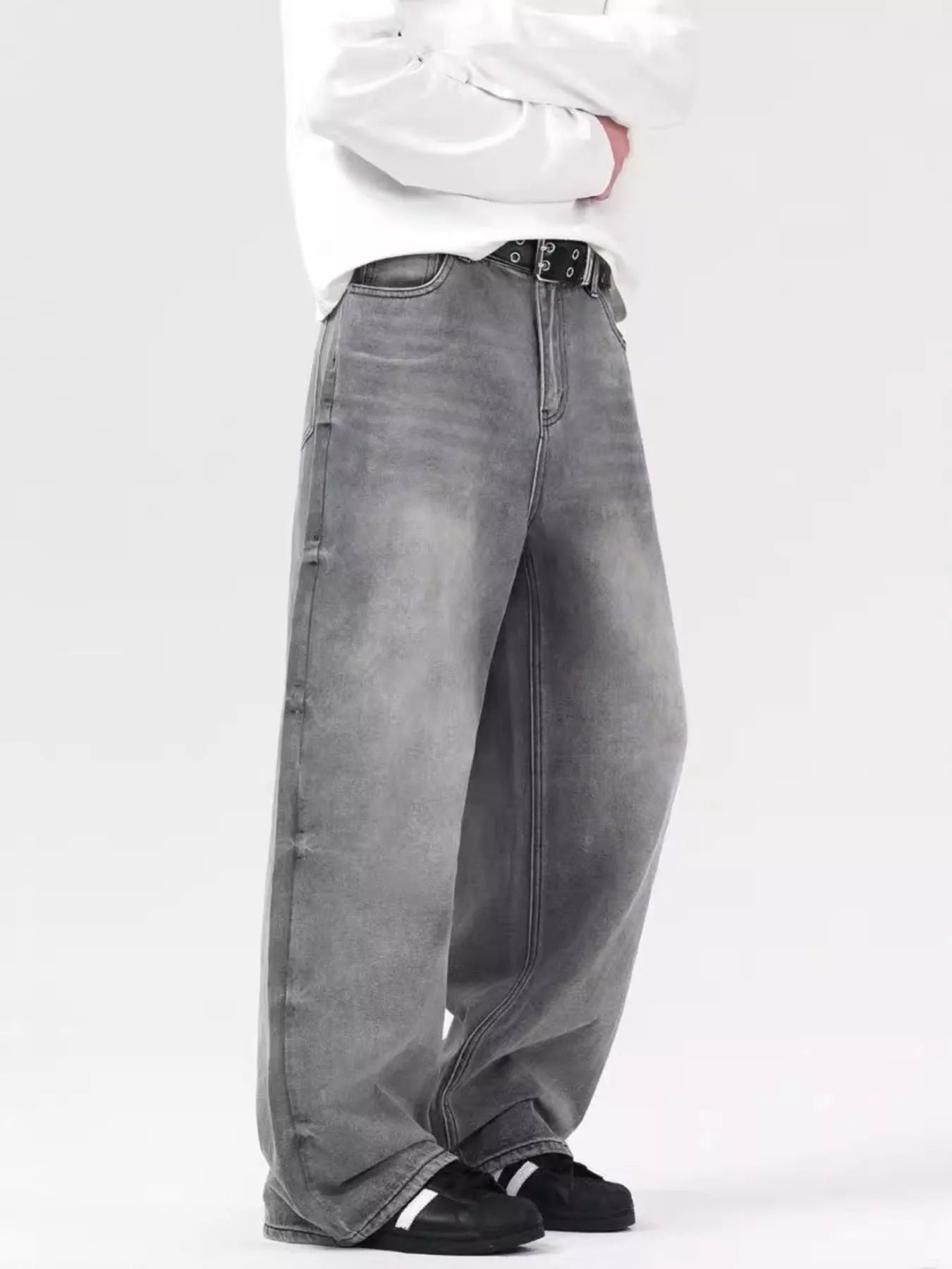 Men's Vintage Wash Wide Leg Jeans
