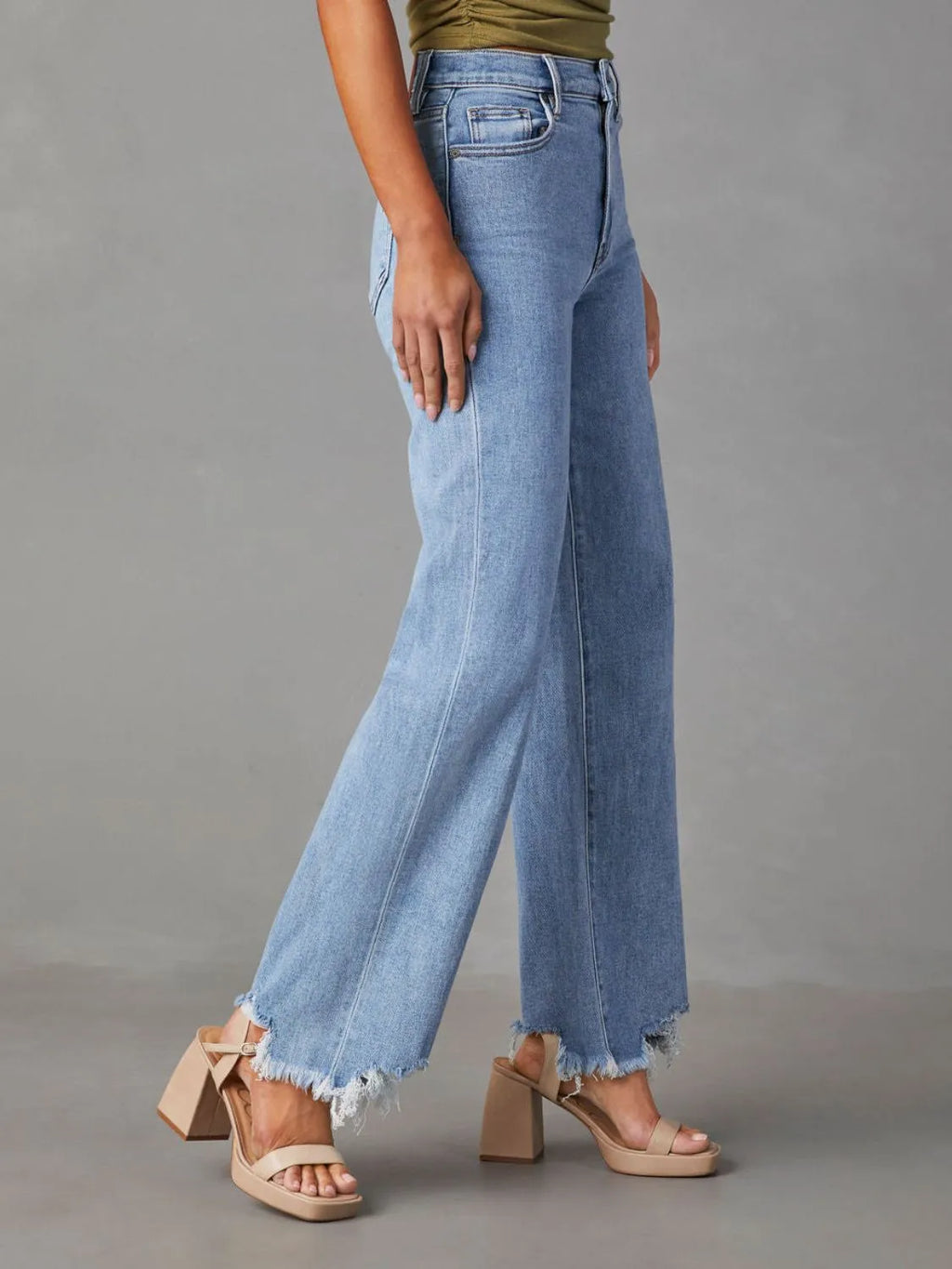 Raw Hem Loose Fit Jeans
