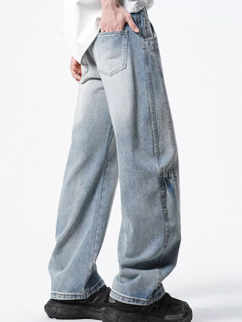 Men's Vintage Wash Wide Leg Jeans