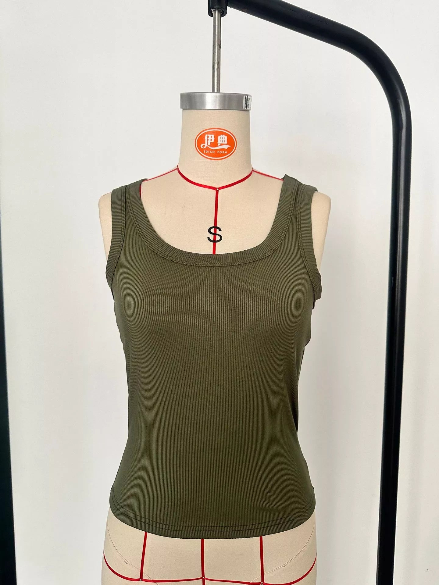Ribbed Knit Slim Fit Tank