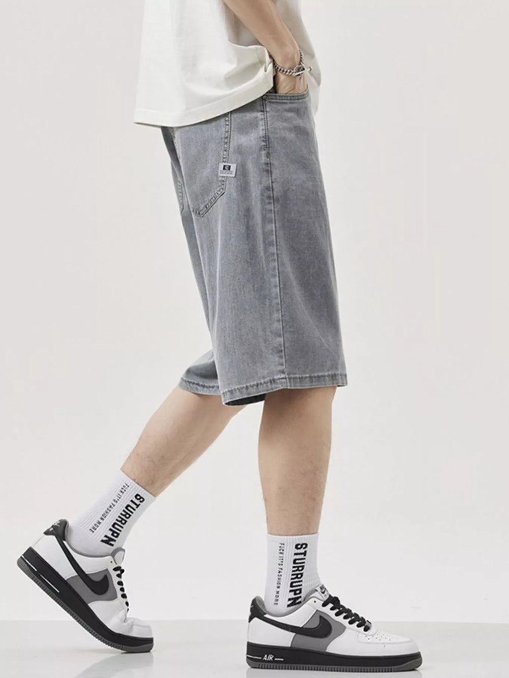 Men's Relaxed Fit Wash Denim Shorts
