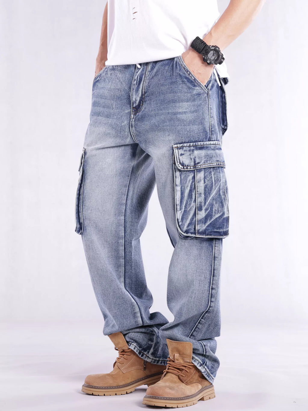 Men's Loose Fit Cargo Jeans