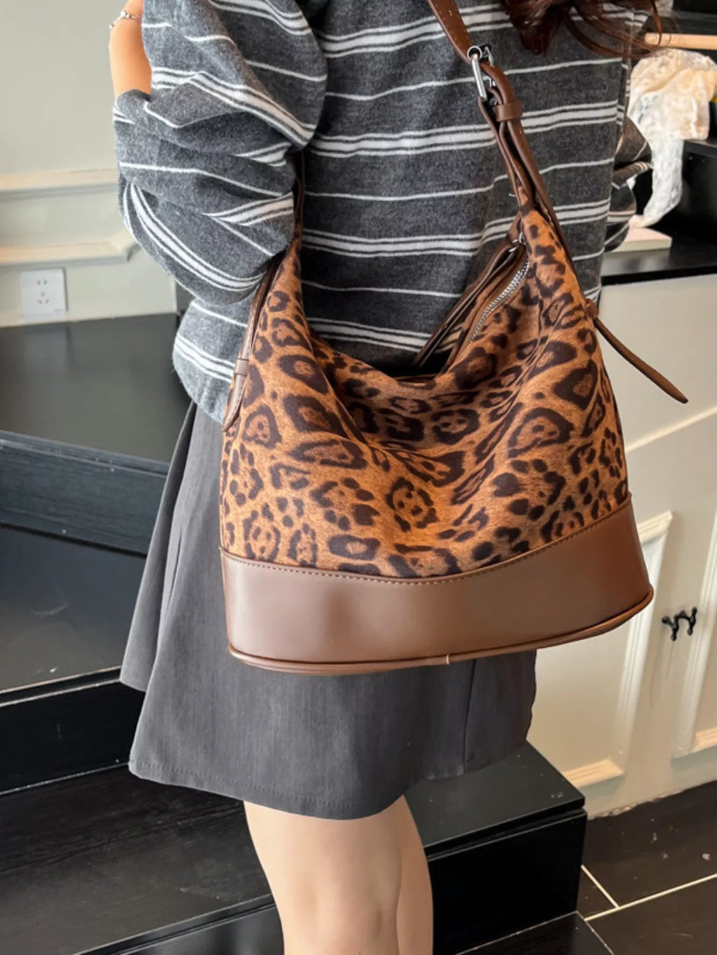Adjustable Strap Tote Bag
