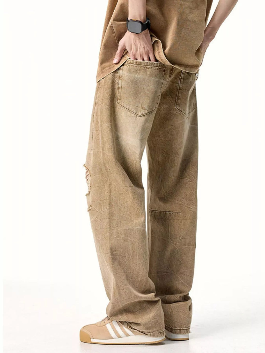 Men's Distressed Relaxed Fit Jeans