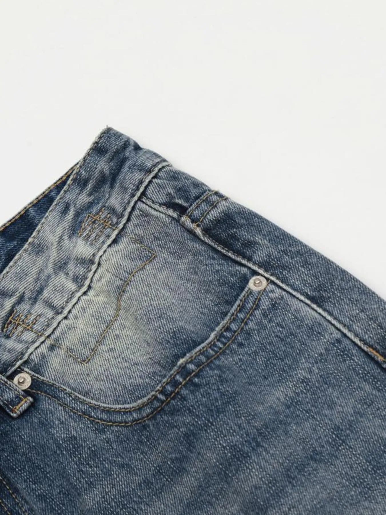 Men's Vintage Wash Distressed Jeans
