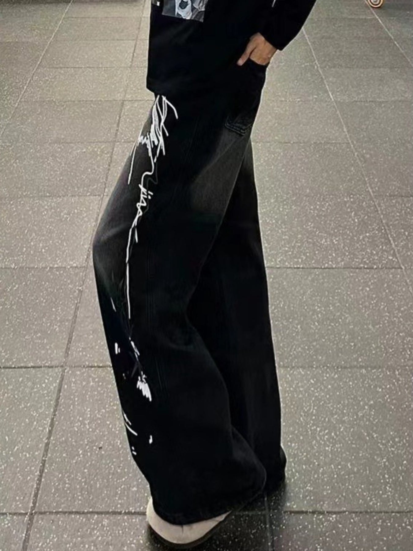 Men's Full Size Graffiti Print Wide Leg Jeans Plus Size