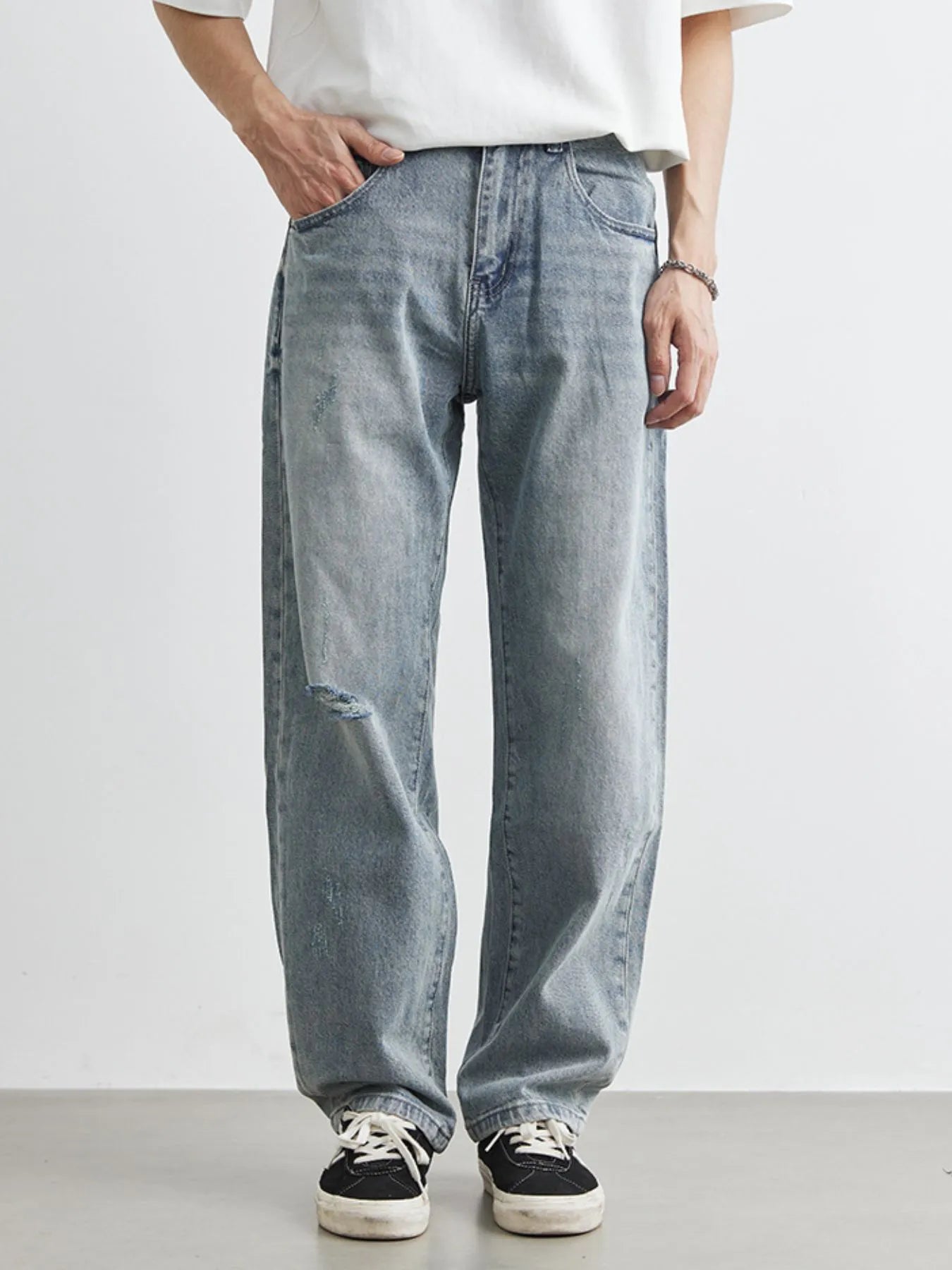 Men's Washed Wide Leg Distressed Jeans