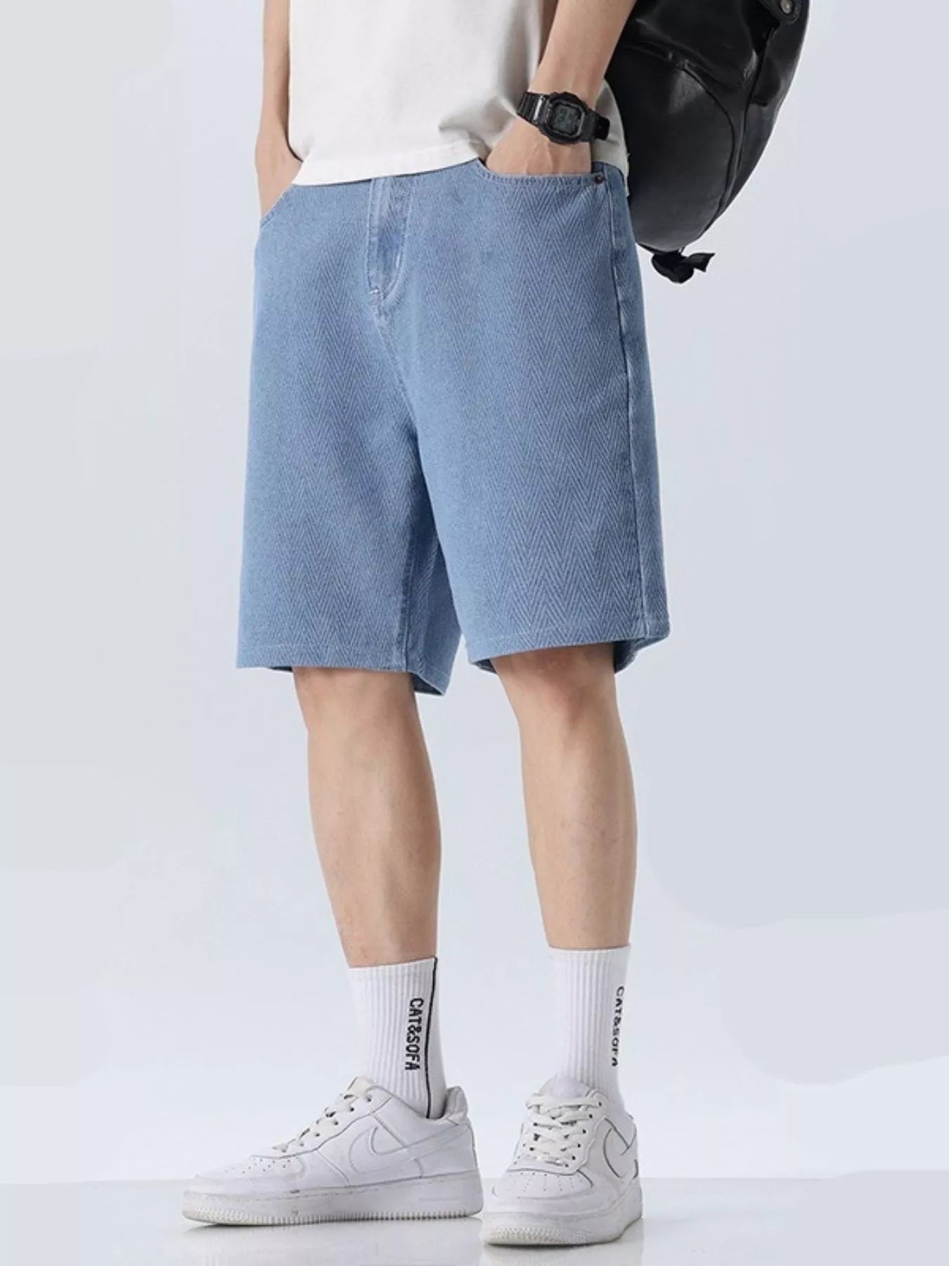 Men's Loose Fit Denim Shorts