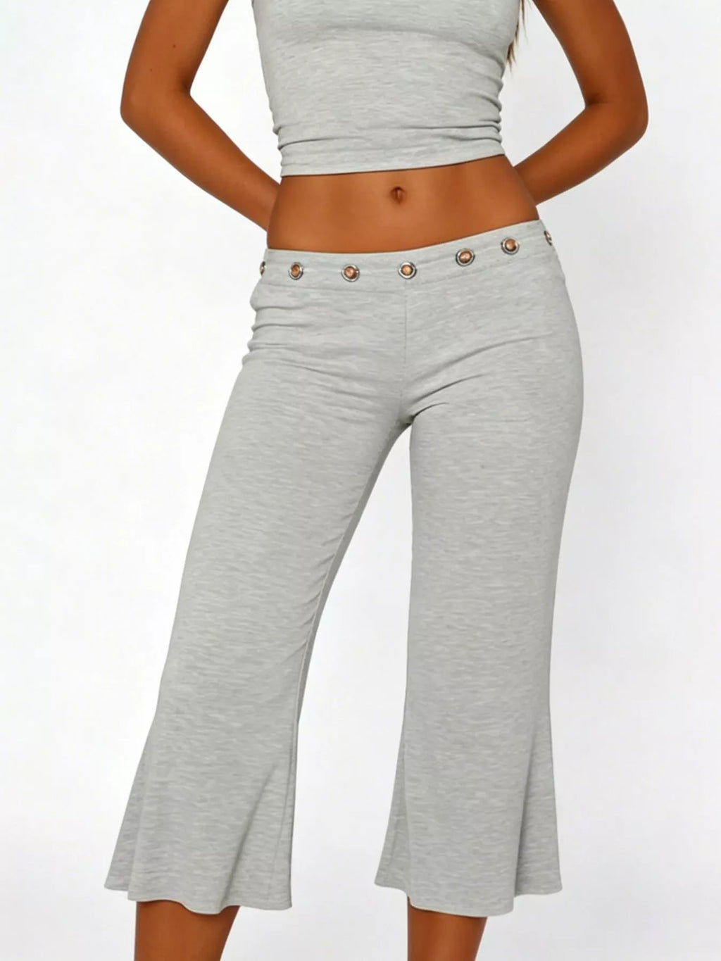 Mid Rise Capris Pants
