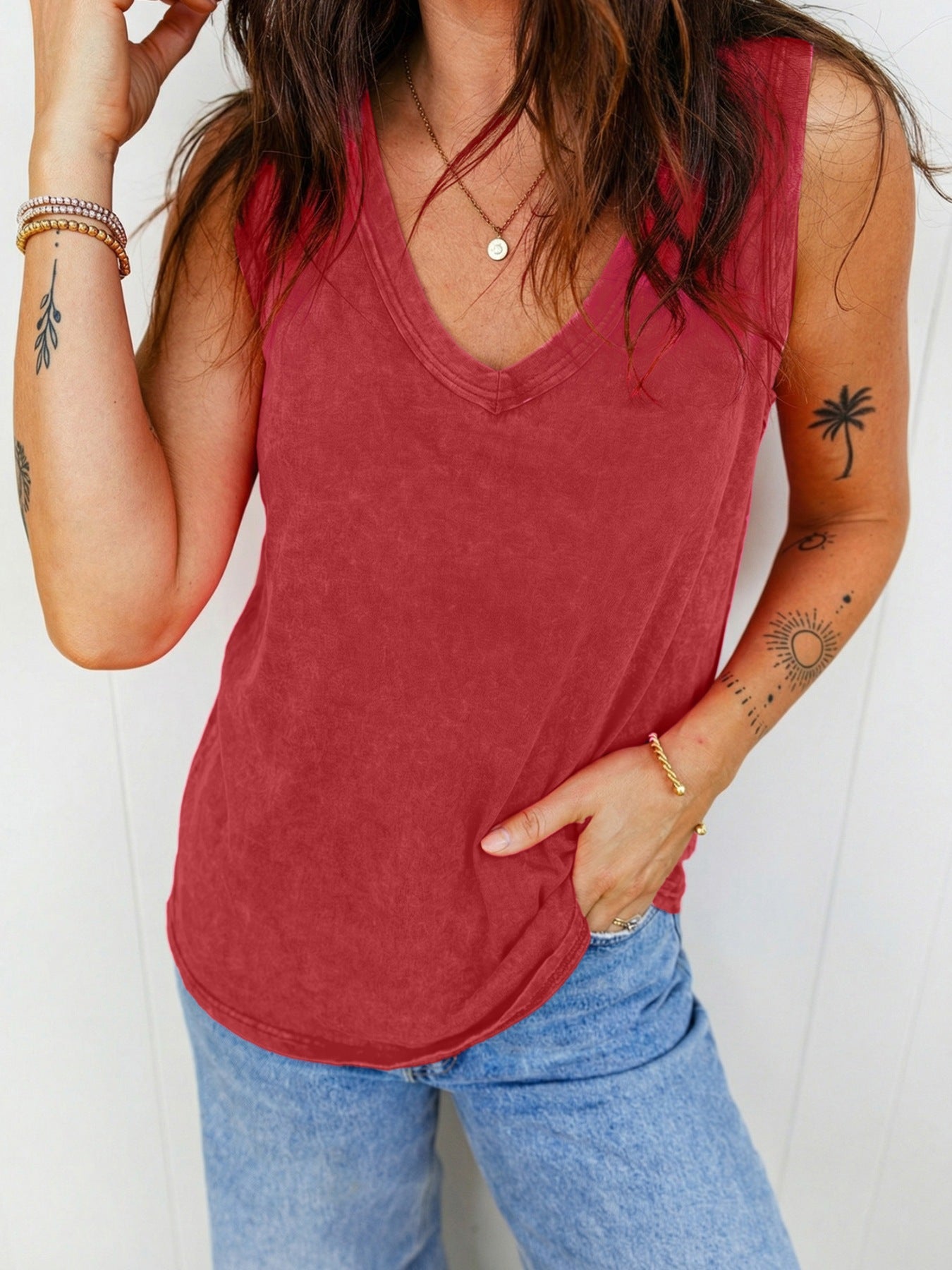 Wash V-Neck Tank Top