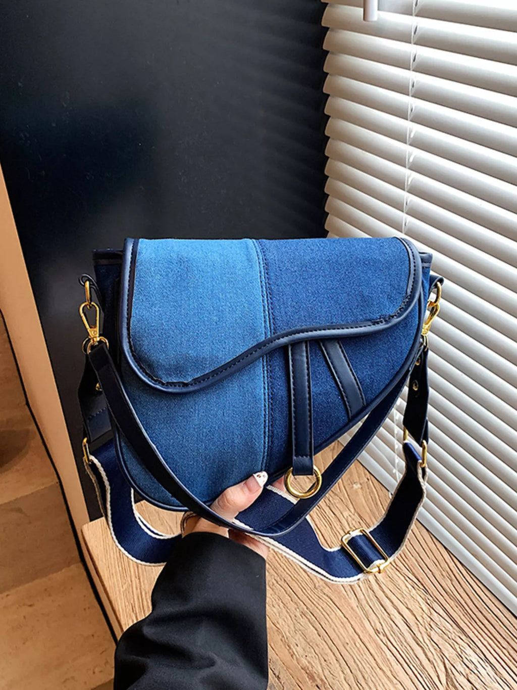 Adjustable Strap Crossbody Bag