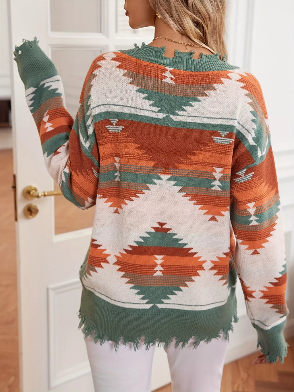 Geometric Frayed Hem V-Neck Long Sleeve Sweater