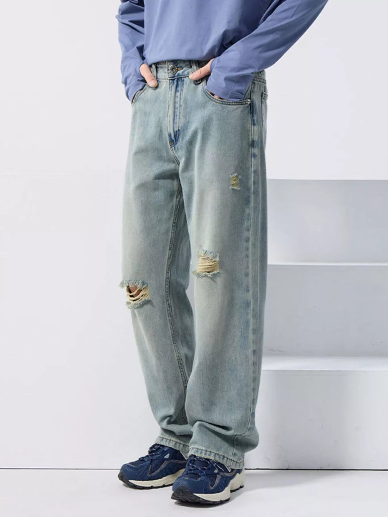 Men's Distressed Wide Leg Jeans