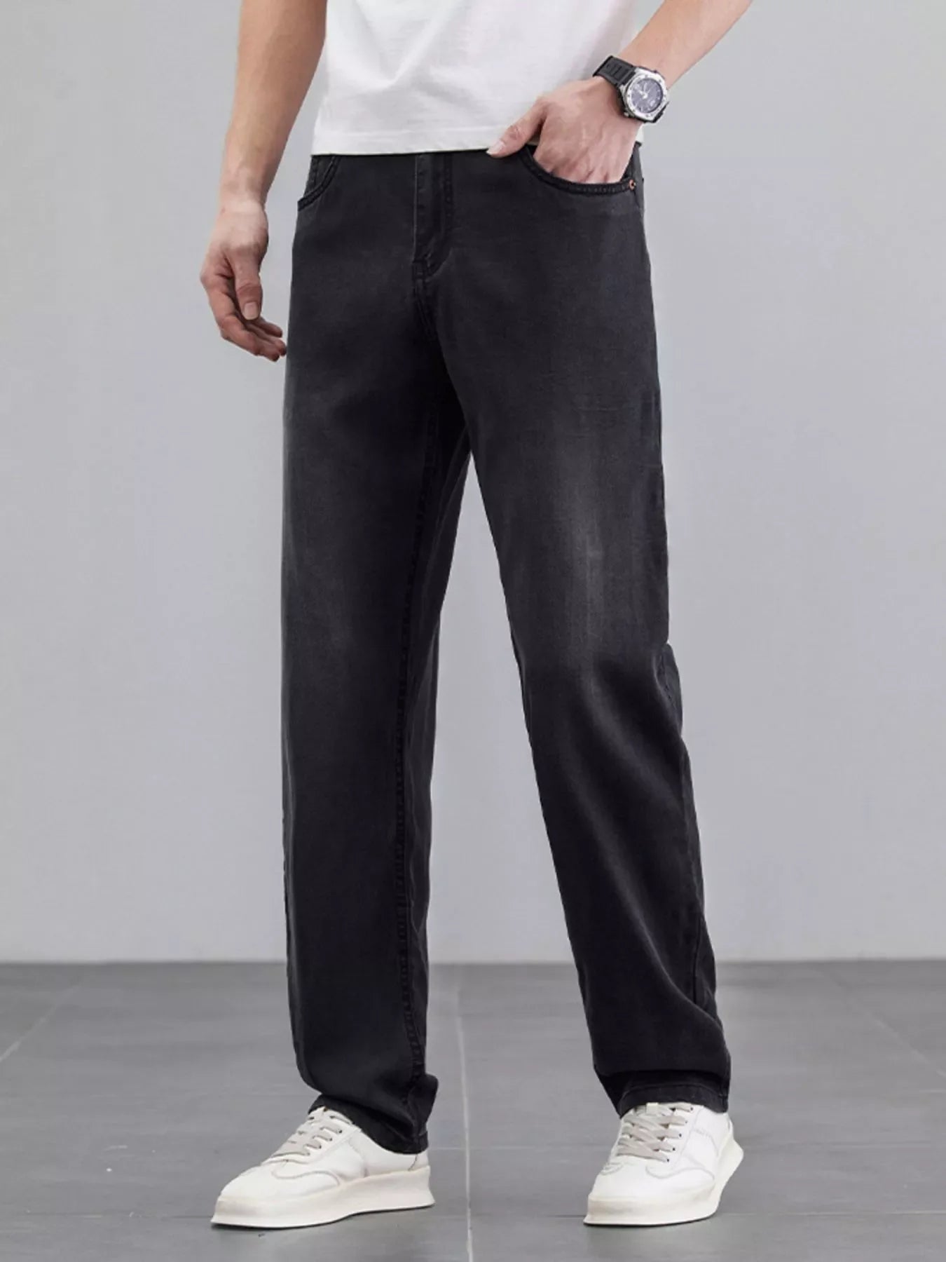 Men's Wide Leg Jeans