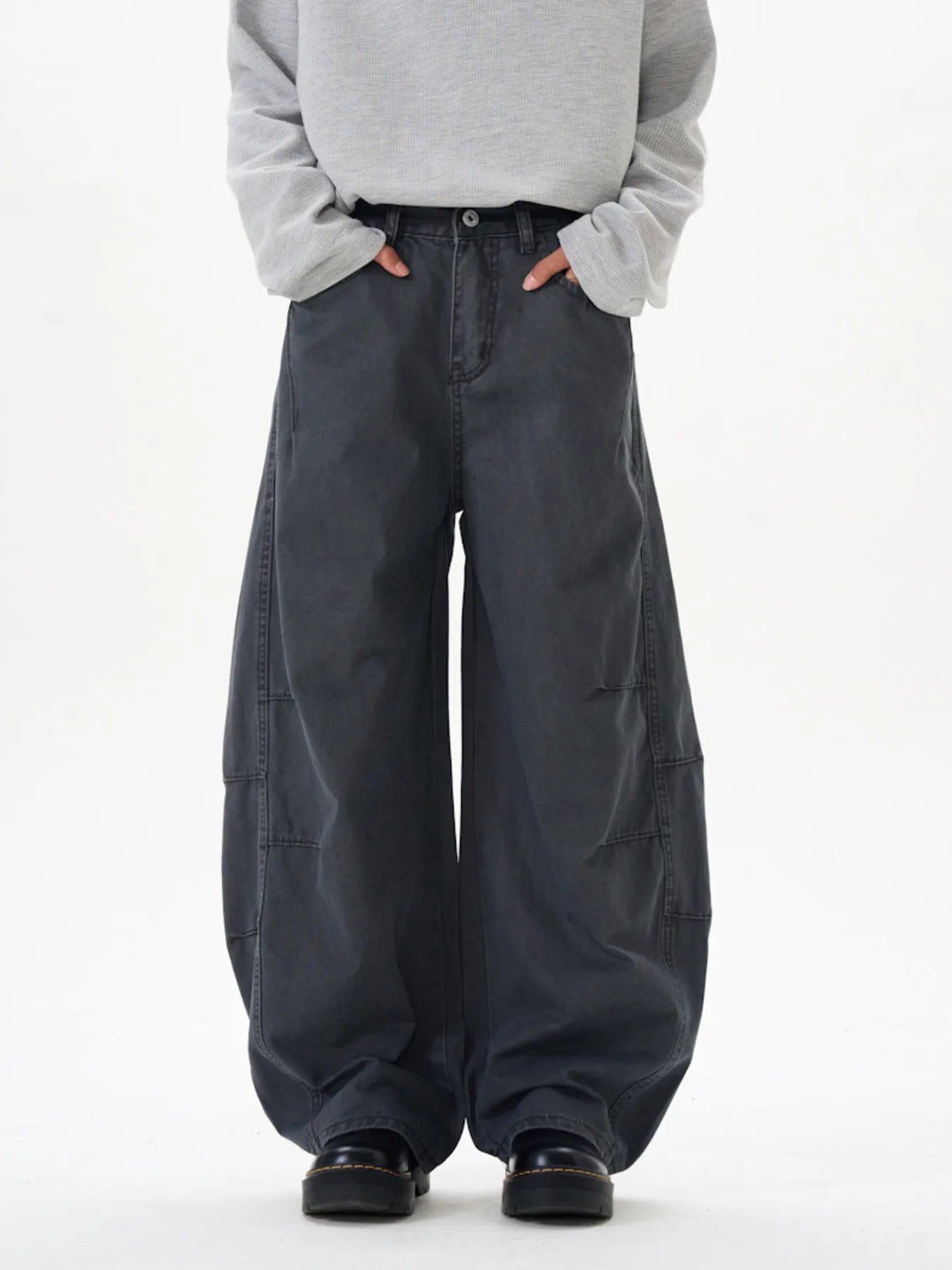 Men's Washed Wide Leg Curved Cargo Jeans