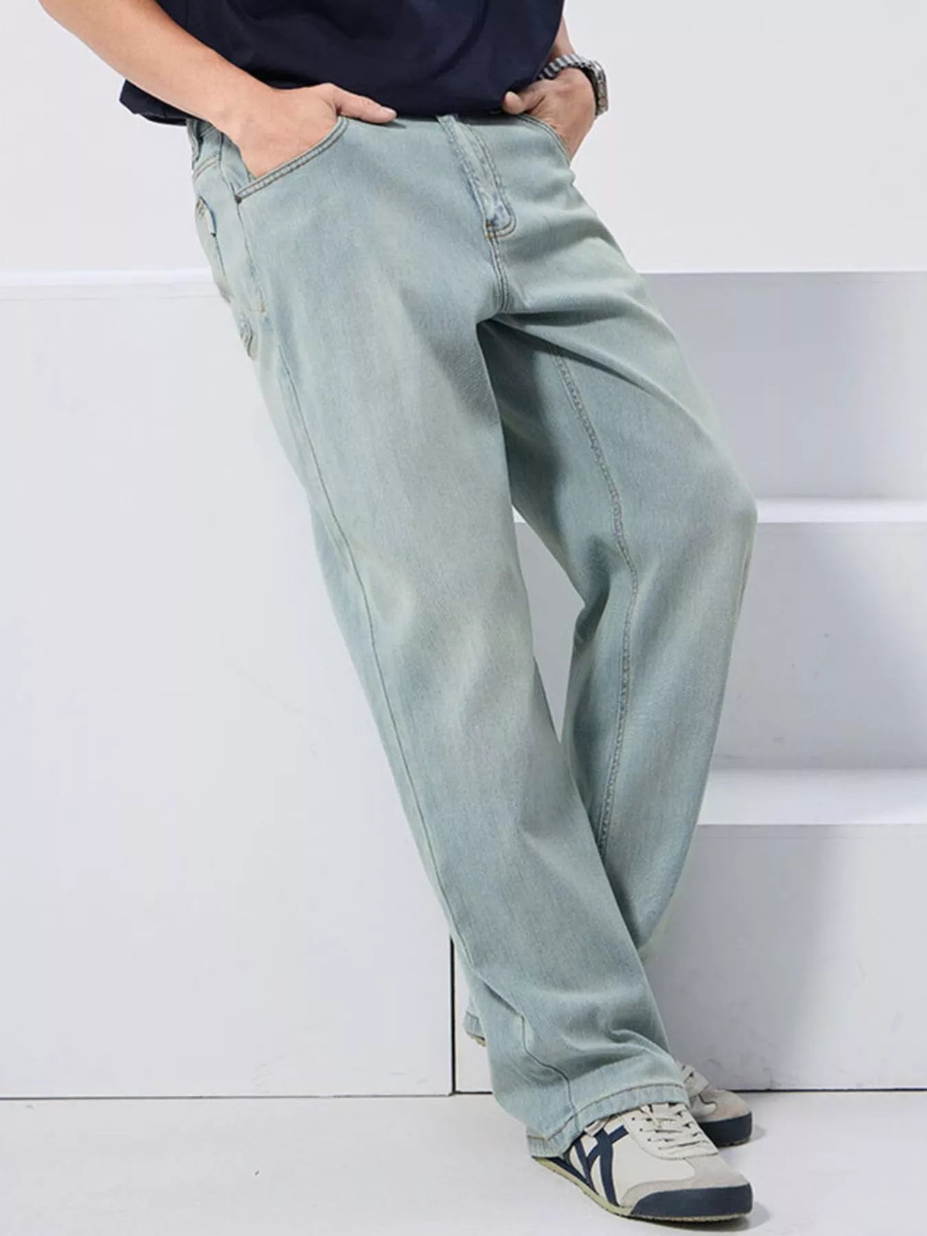 Men's Vintage Wash Loose Fit Jeans