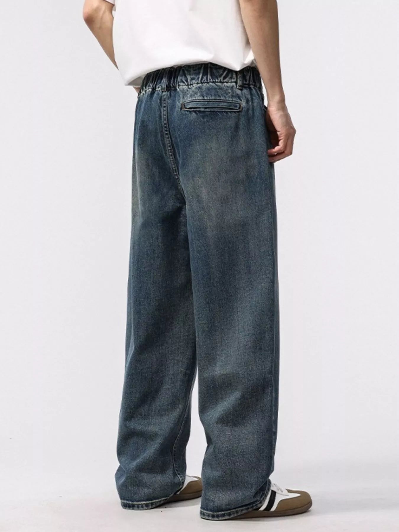 Men's Wash Relaxed Fit Jeans