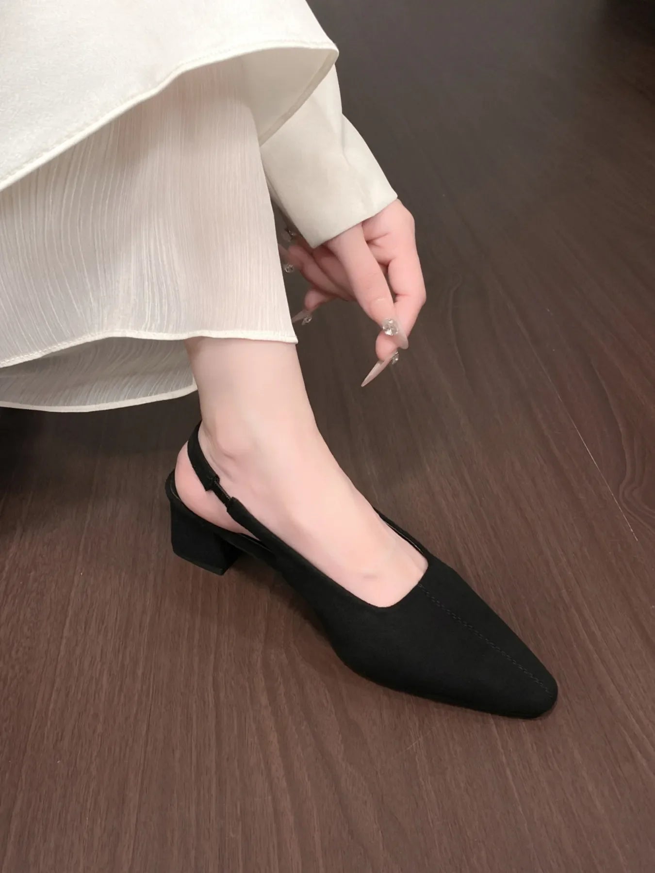 Point Toe Block Heel Pumps