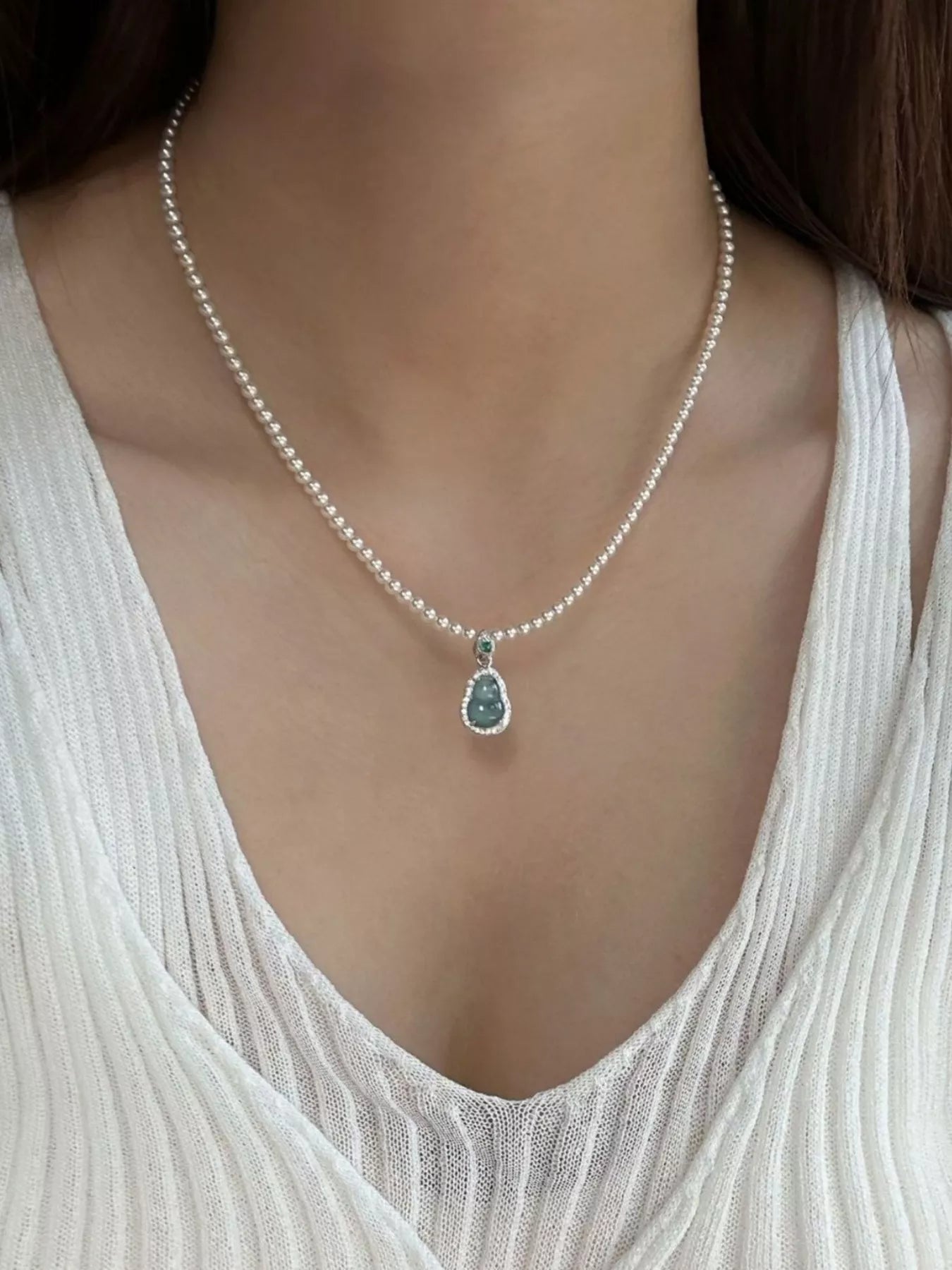 Gourd Pendant Pearl Necklace