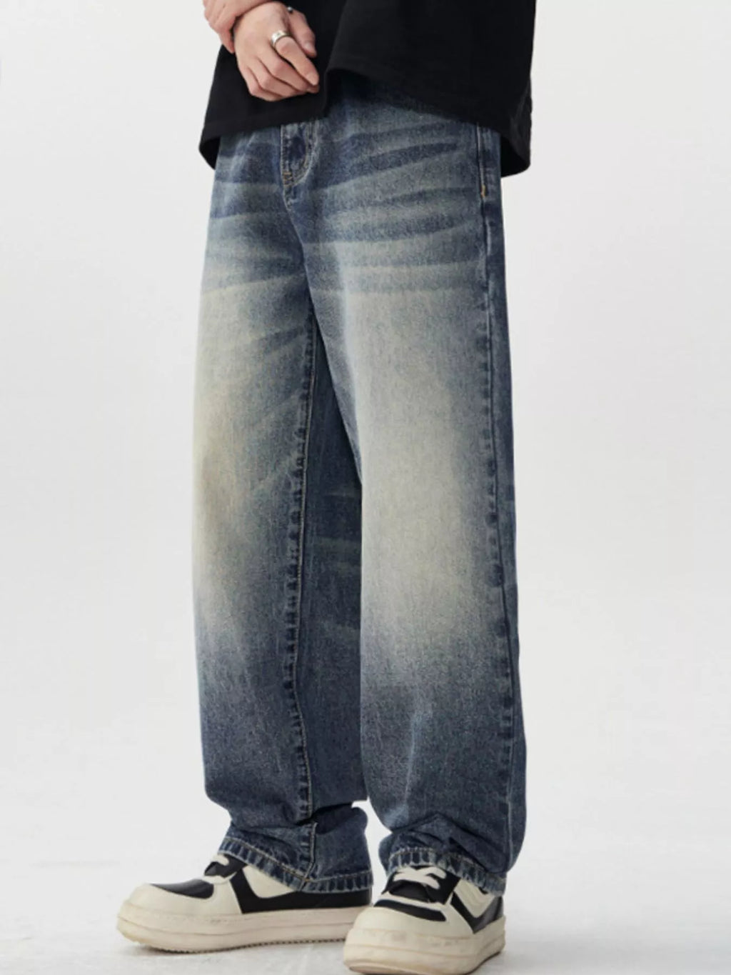 Men's Vintage Wash Wide Leg Jeans