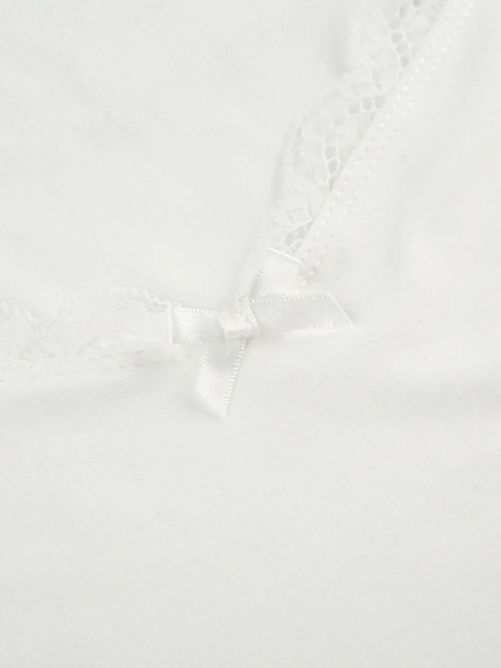 Lace Detail Sweetheart Neck Short Sleeve T-Shirt