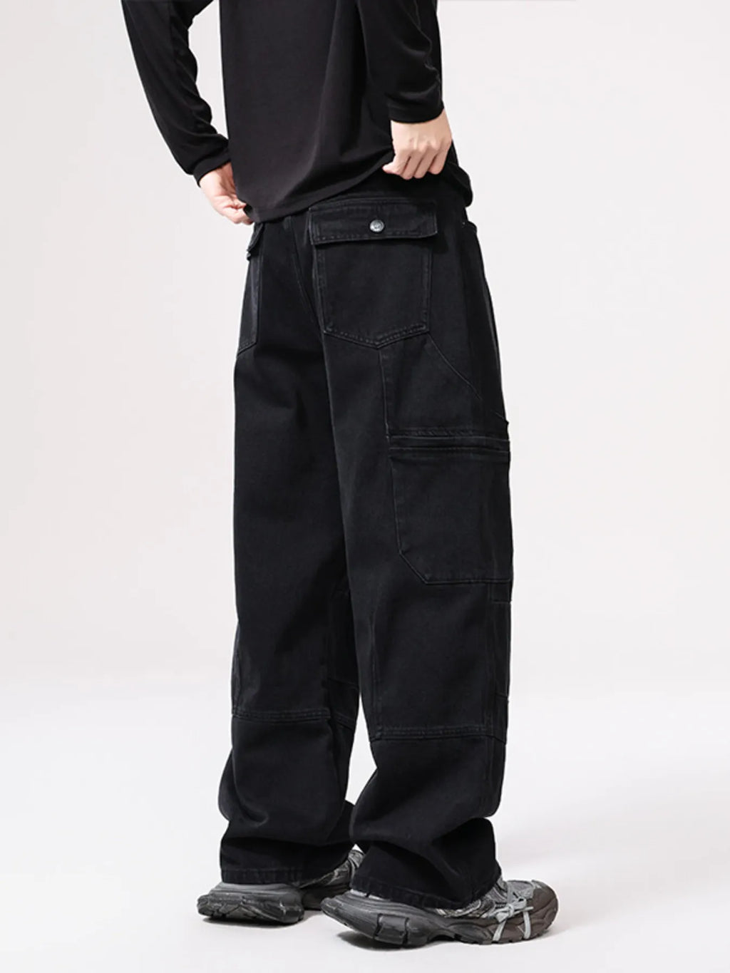 Men's Wide-Leg Jeans
