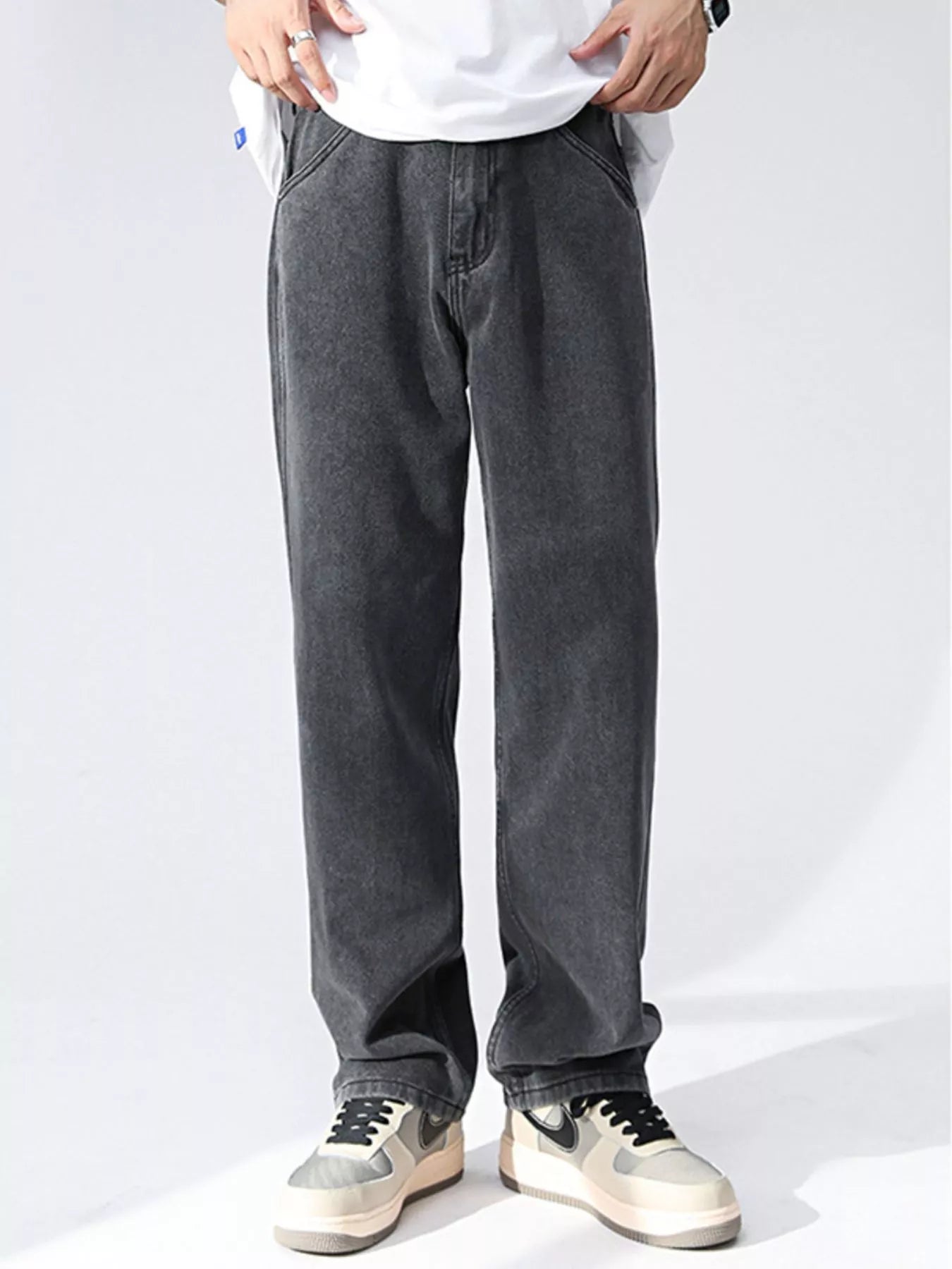 Men's Wash Relaxed Fit Wide Leg Jeans