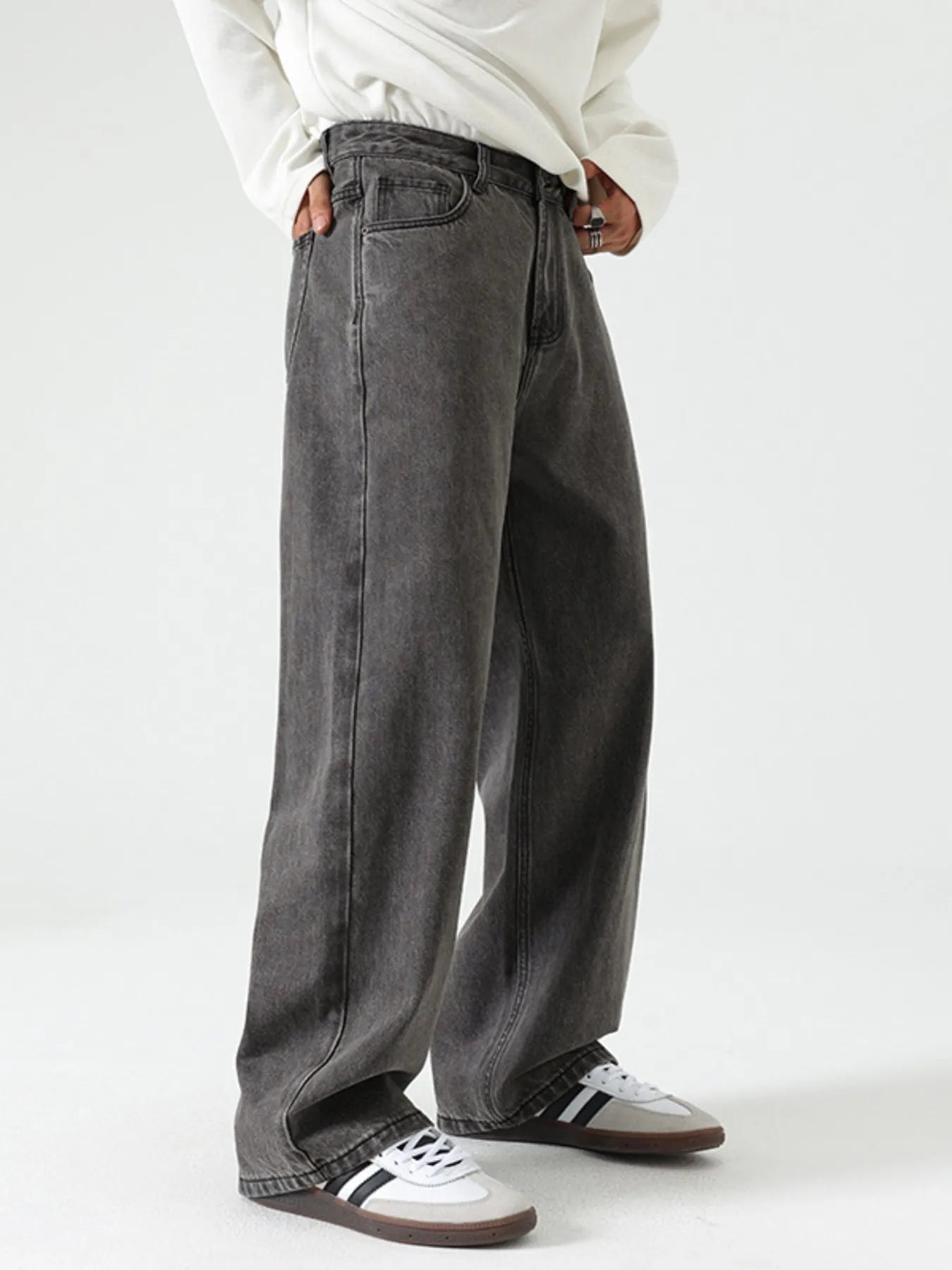 Men's Washed Wide Leg Jeans