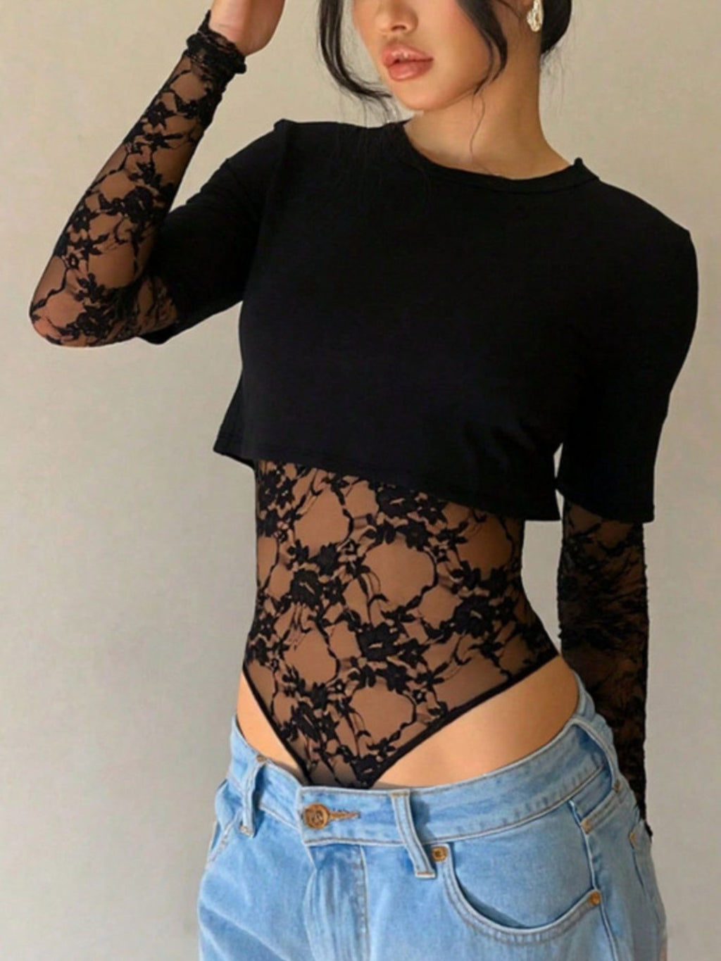 Lace Patchwork Round Neck Bodysuit