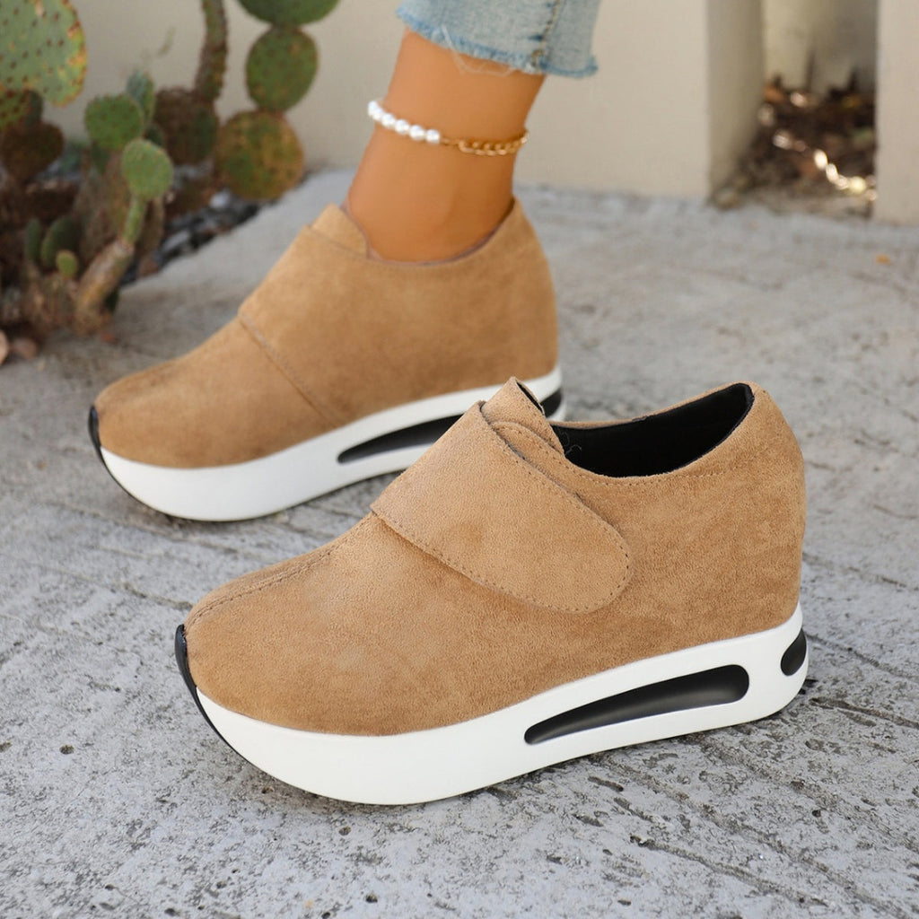 Round Toe Platform Sneakers