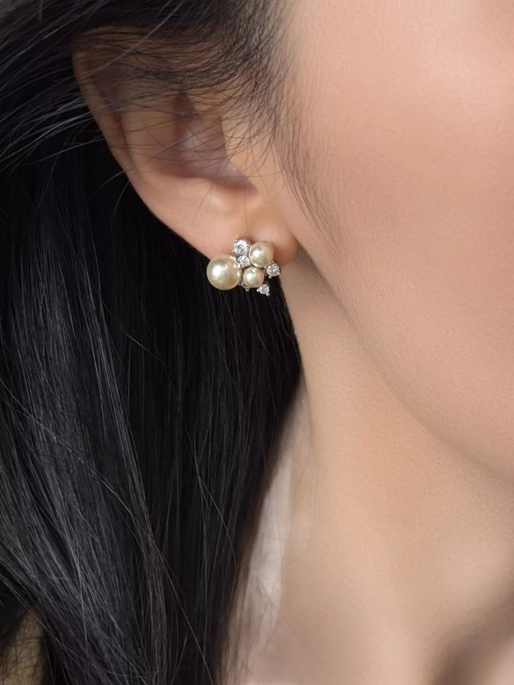 Pearl Cluster Stud Earrings