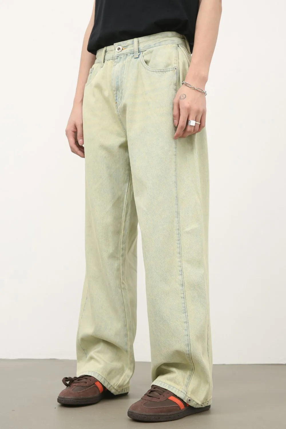 Men's Mid Rise Jeans with Pockets