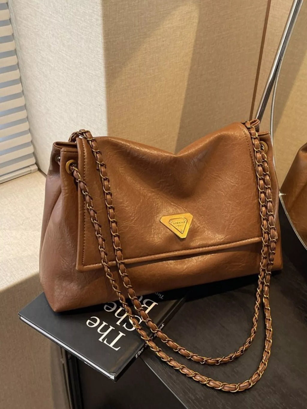 Flap Chain Shoulder Bag