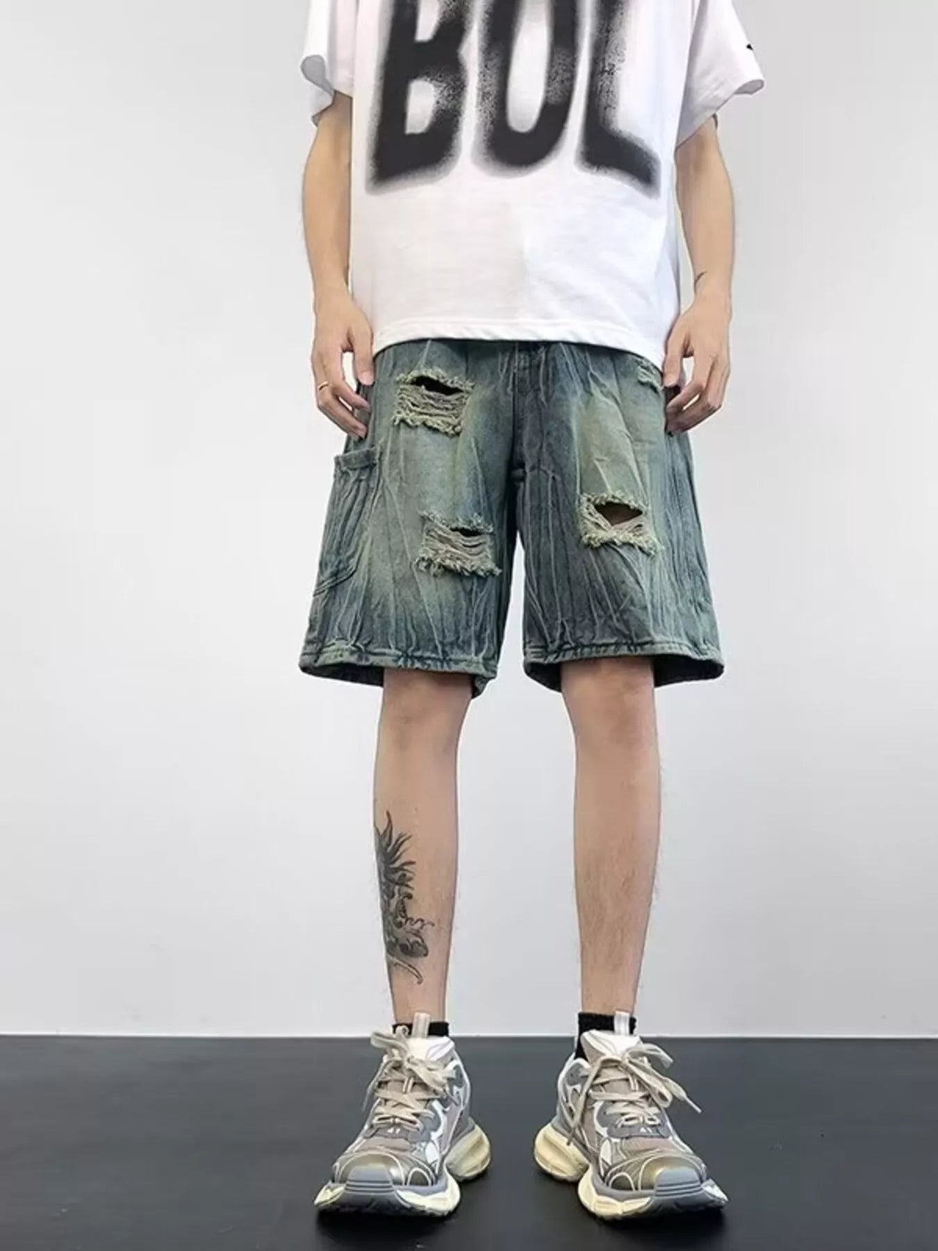 Men's Plus Size Distressed Wide Leg Denim Shorts