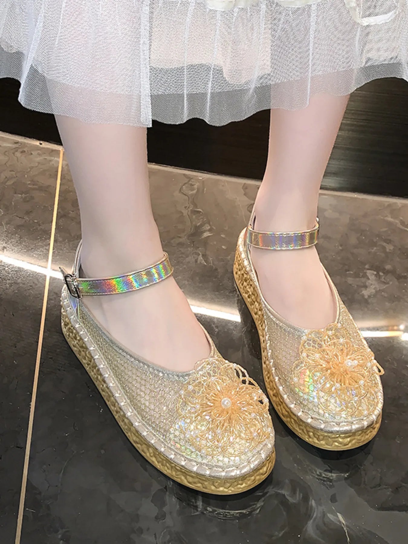 Flower Round Toe Platform Slip-Ons