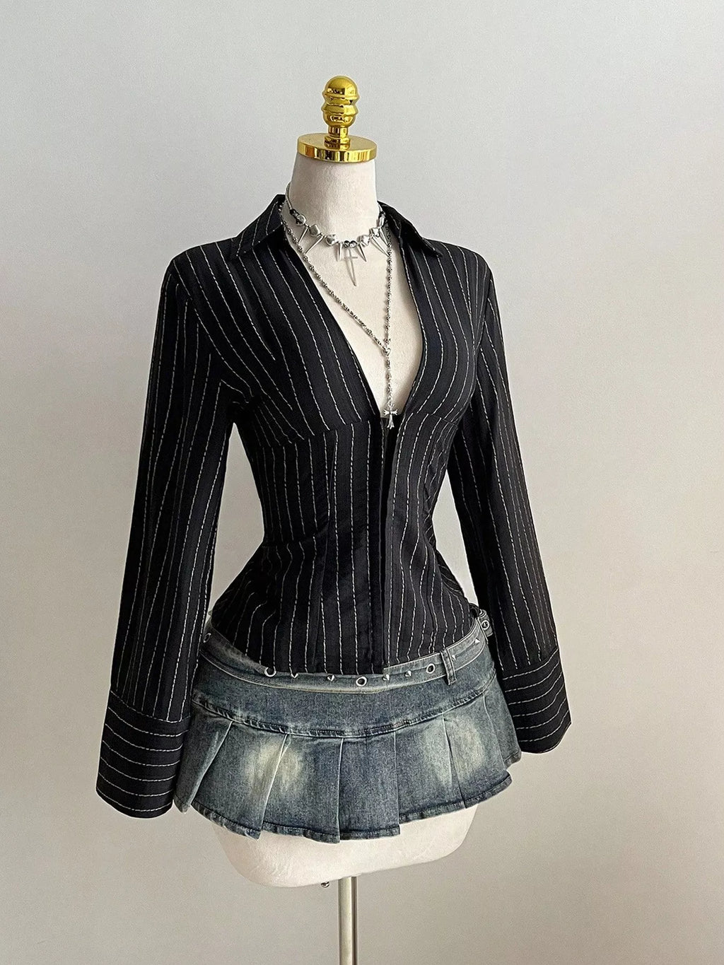 Striped Long Sleeve Fitted Blouse
