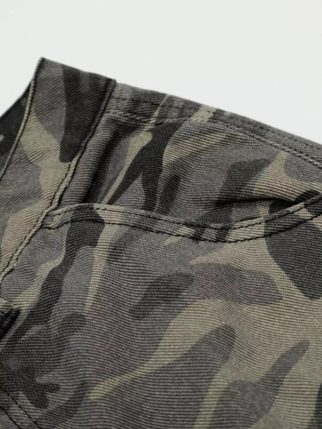 Men's Camouflage Cargo Denim Capris