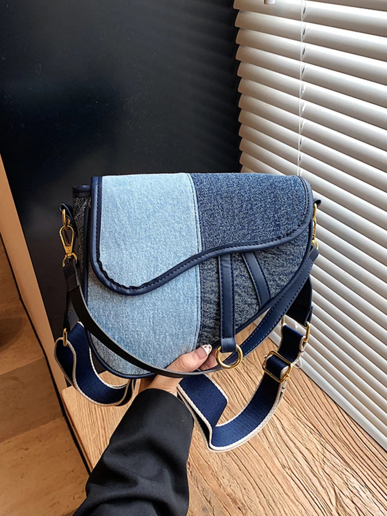 Adjustable Strap Crossbody Bag
