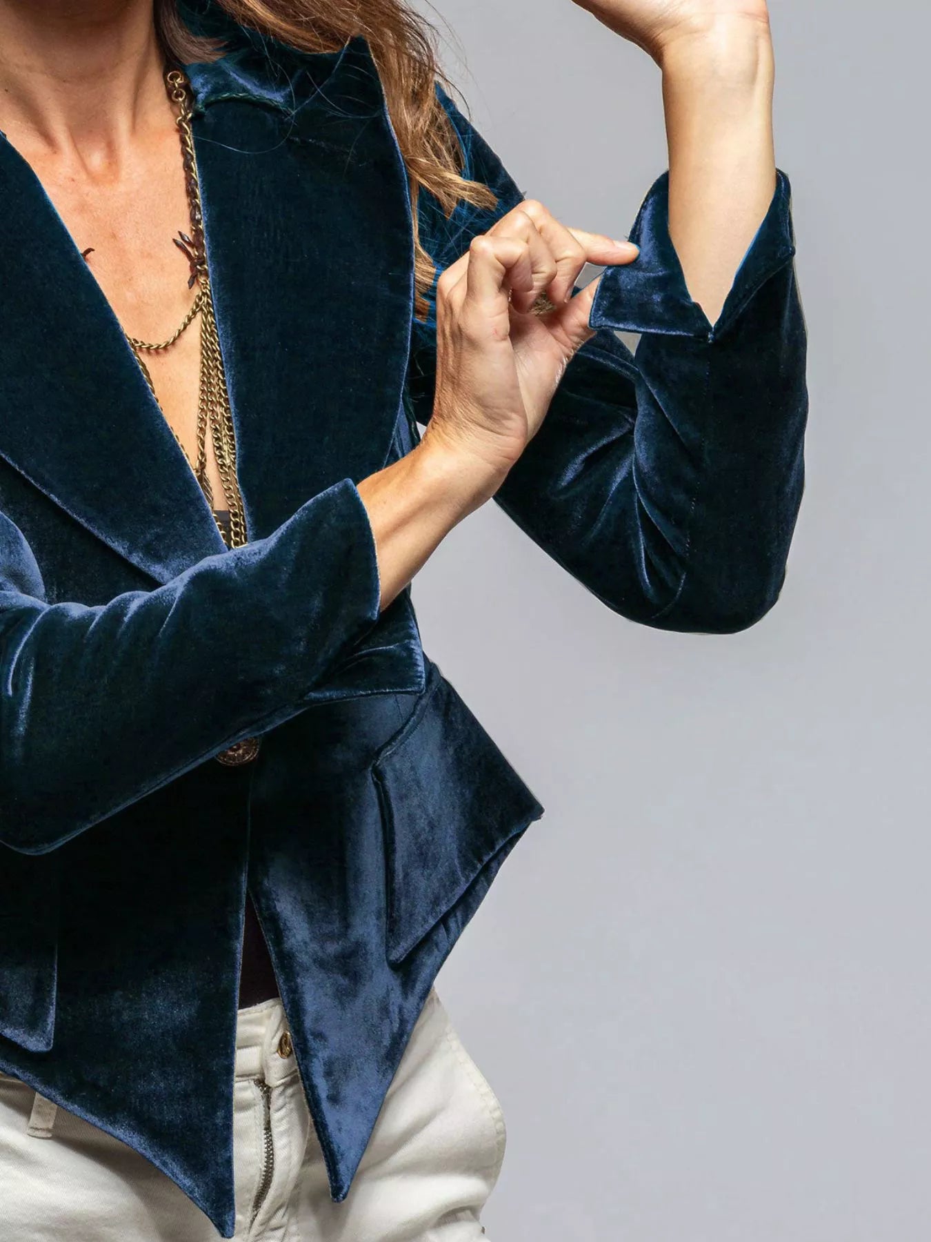Velvet Lapel Collar One Button Blazer