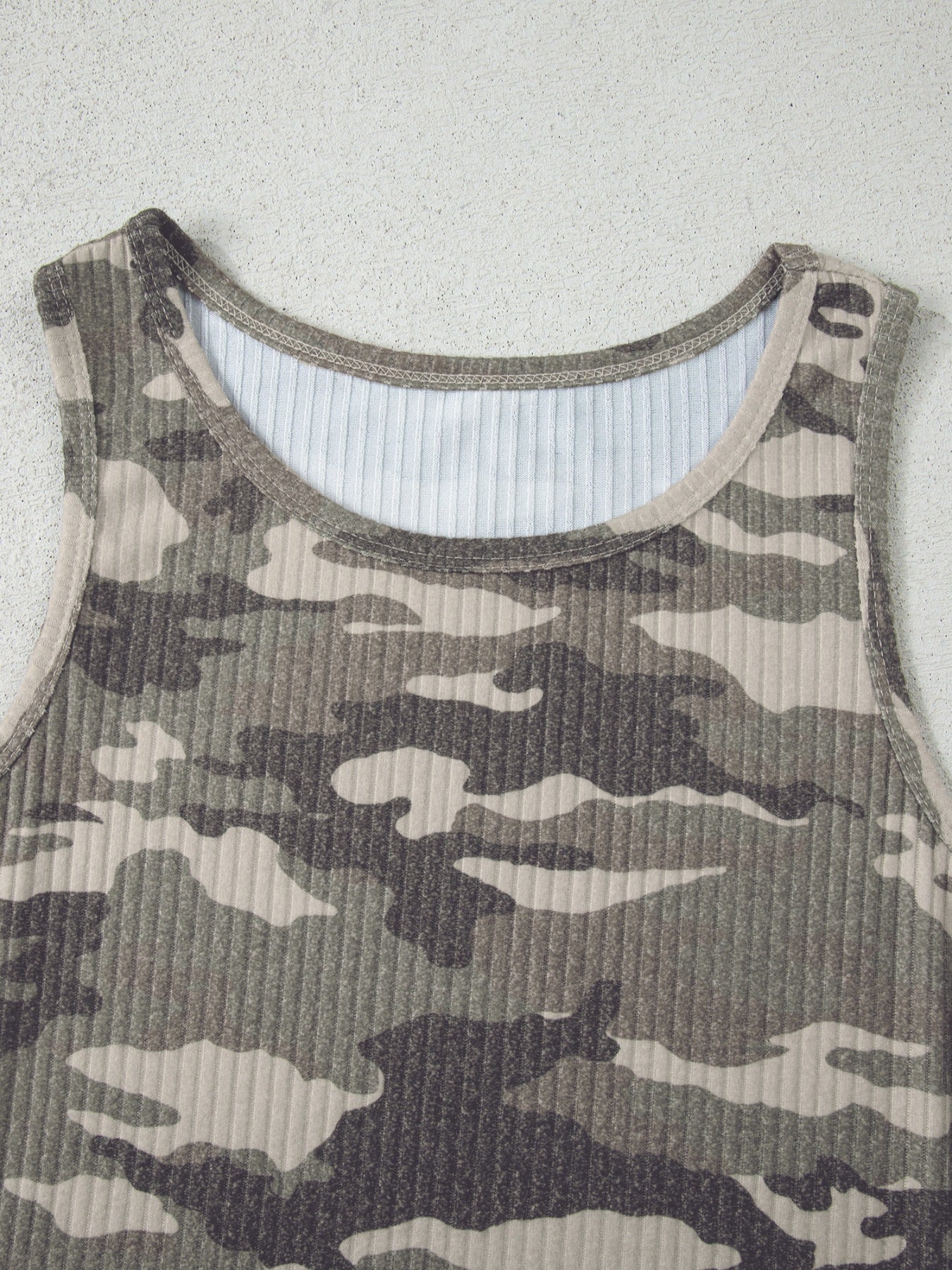 Camouflage Print Ribbed Knit Round Neck Tank Top