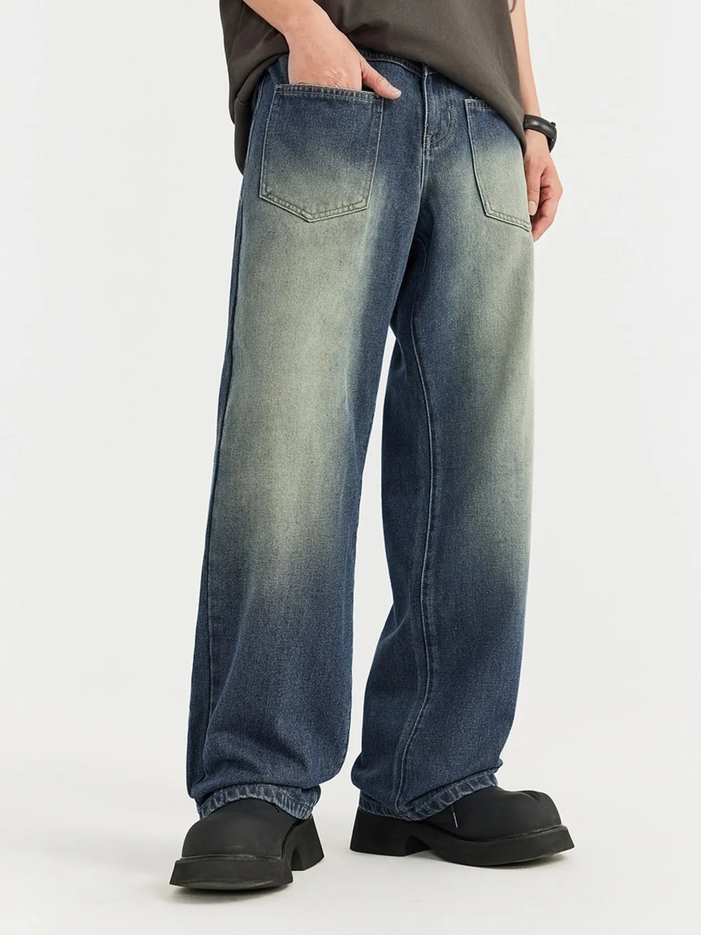 Men's Vintage Wash Wide Leg Jeans