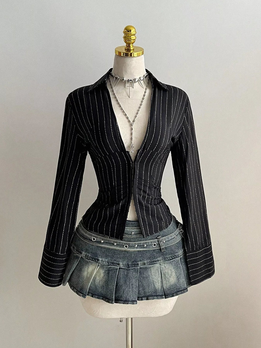 Striped Long Sleeve Fitted Blouse