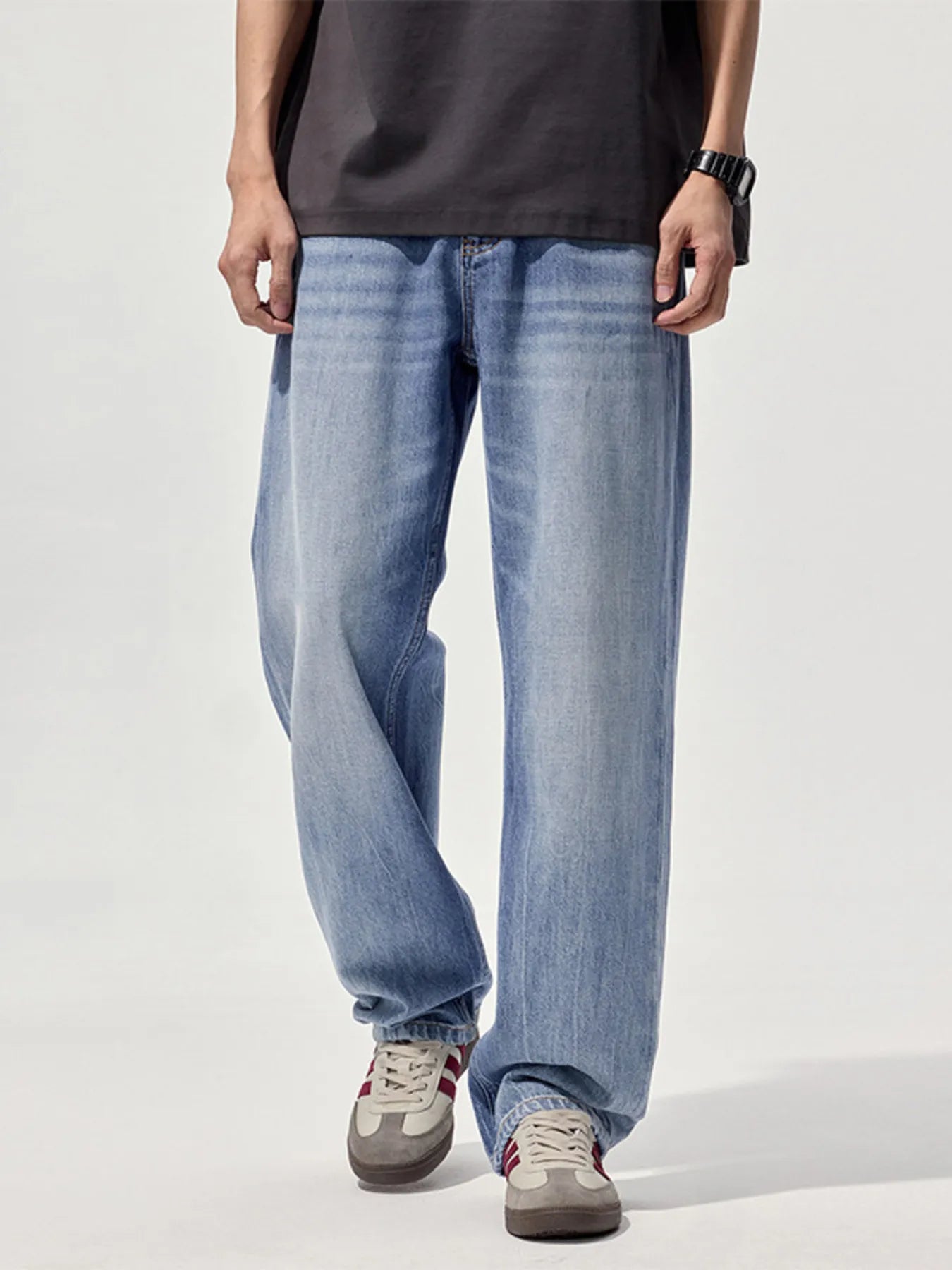 Men's Wide-Leg Relaxed Fit Jeans